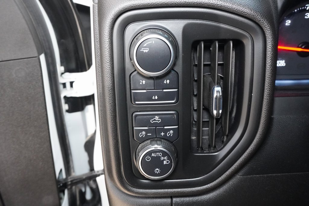 Used 2024 Chevrolet Silverado 2500 W/T image 23