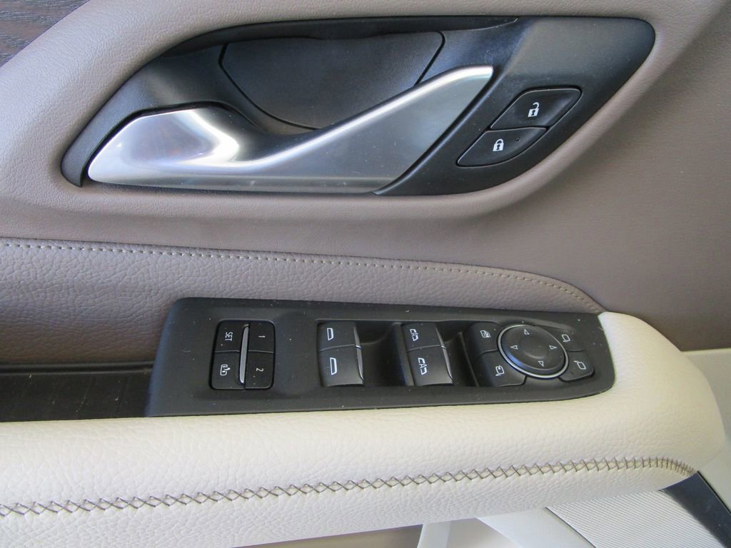 Used 2022 GMC Yukon XL Denali image 23