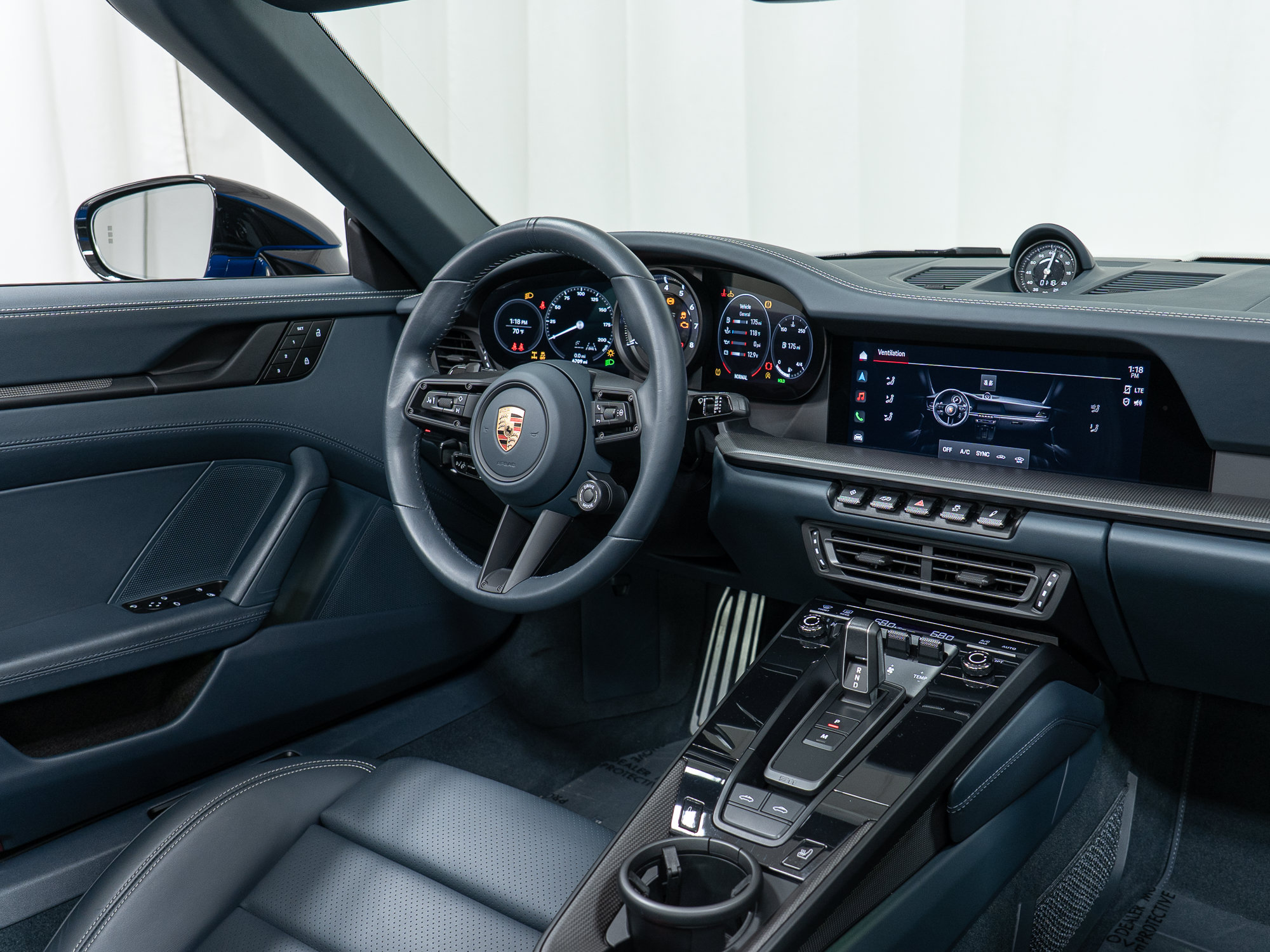 Certified 2023 Porsche 911 Targa 4 GTS w/ Premium Package AWD/4WD image 19