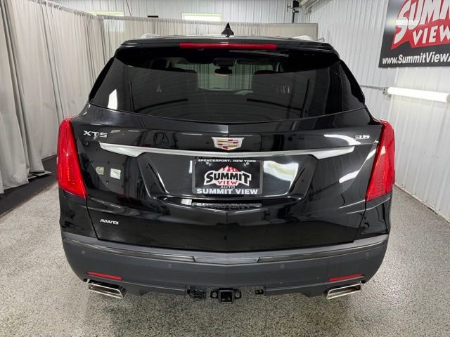 Used 2019 Cadillac XT5 Luxury w/ LPO, Black Ice Package AWD/4WD image 5