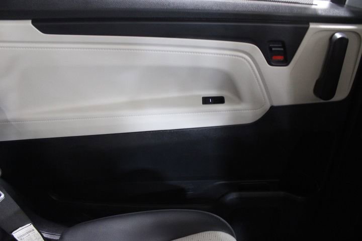 Used 2025 Honda Odyssey Elite image 23