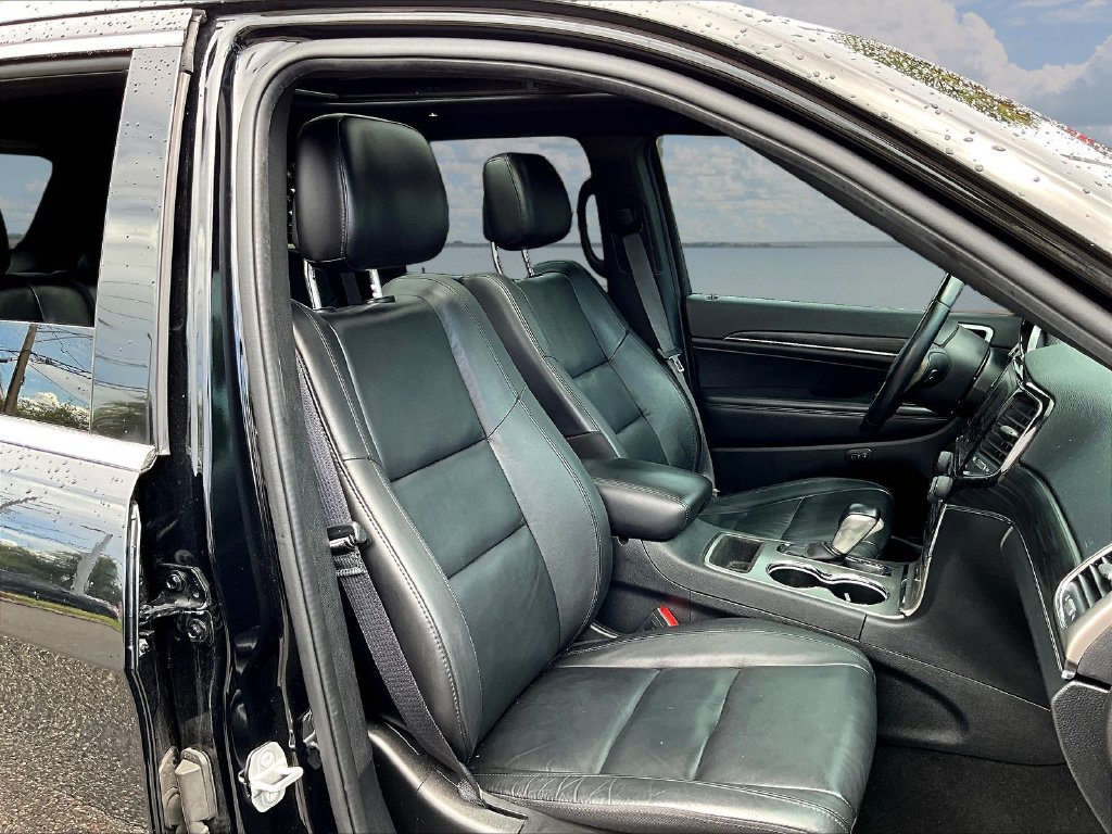 Used 2022 Jeep Grand Cherokee Limited RWD image 29