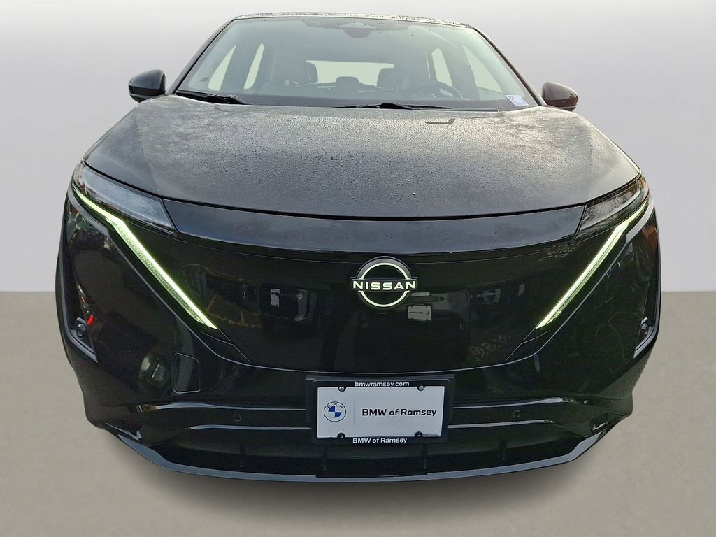 Used 2024 Nissan Ariya AWD image 2