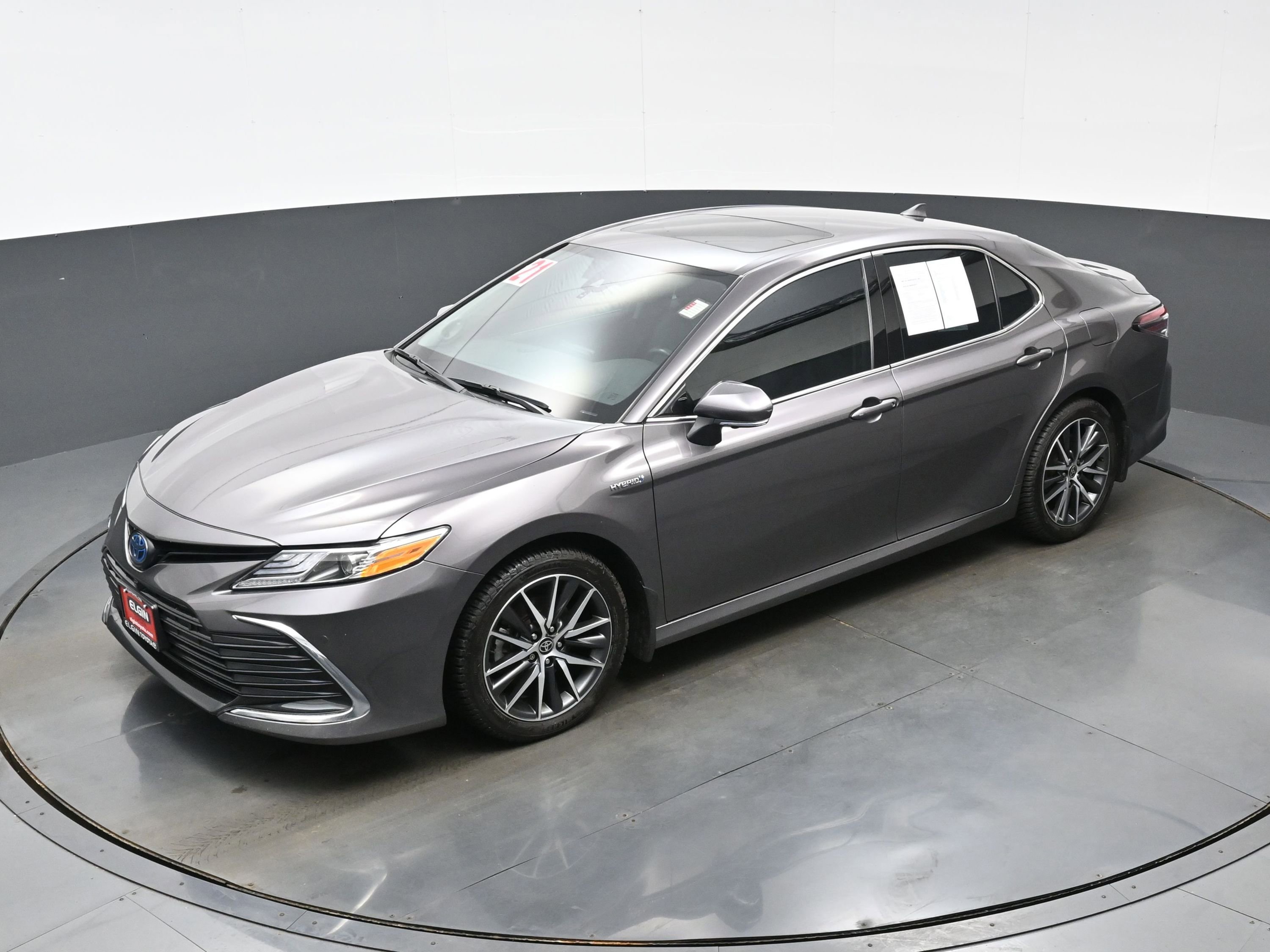 Used 2021 Toyota Camry XLE w/ Navigation Upgrade Package FWD image 38