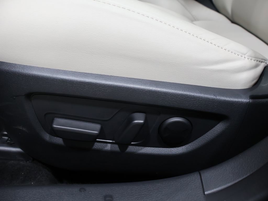 Used 2025 MAZDA CX-30 AWD 2.5 S w/ Preferred Package image 12