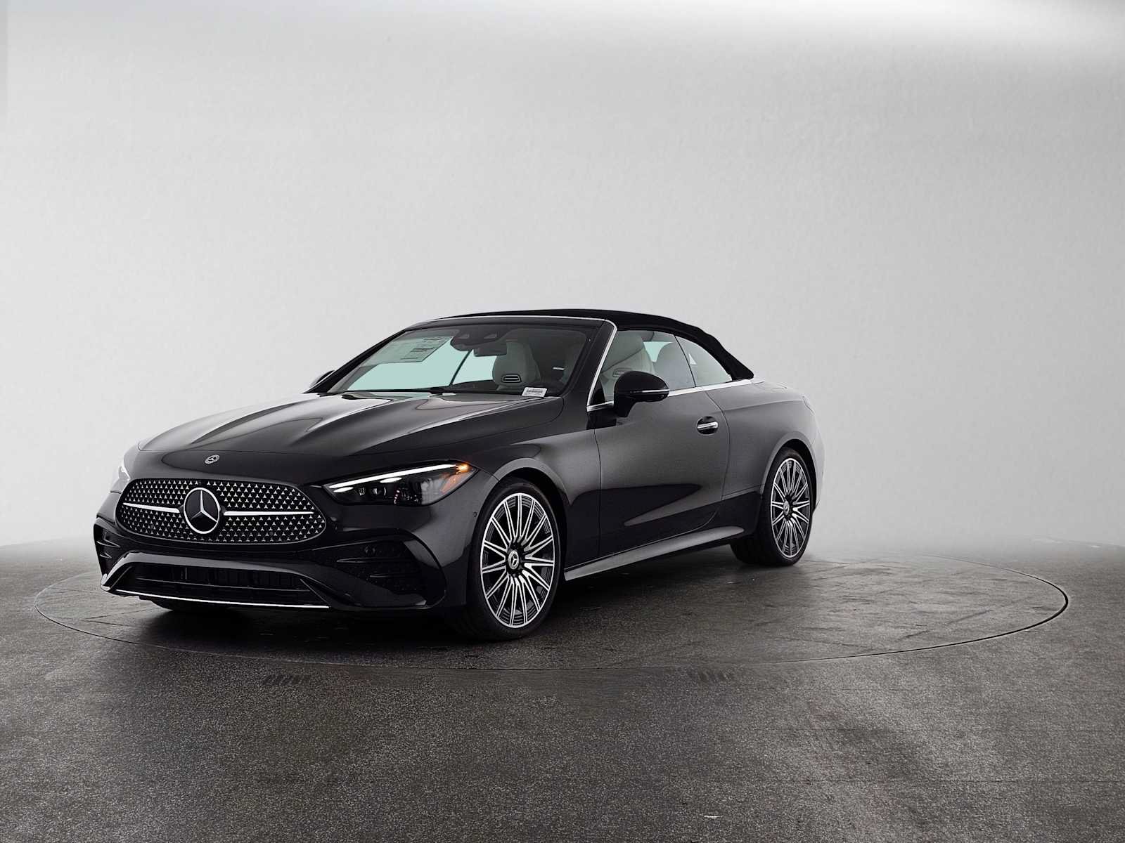 New 2026 Mercedes-Benz CLE 300 4MATIC Cabriolet image 7