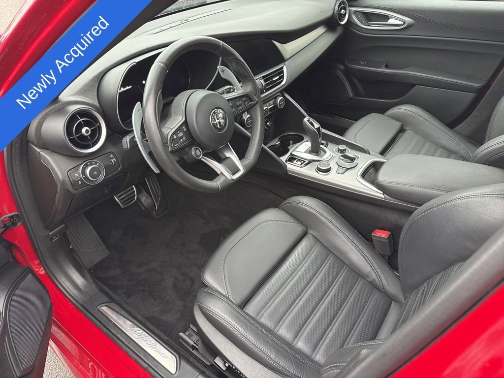 Used 2024 Alfa Romeo Giulia Veloce AWD/4WD video 2