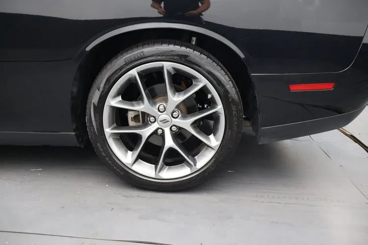 Used 2022 Dodge Challenger GT RWD image 30