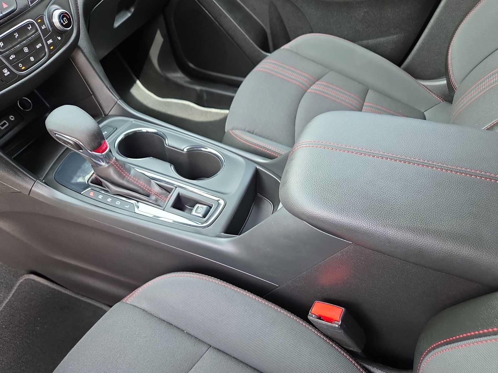 Used 2024 Chevrolet Equinox RS FWD image 20