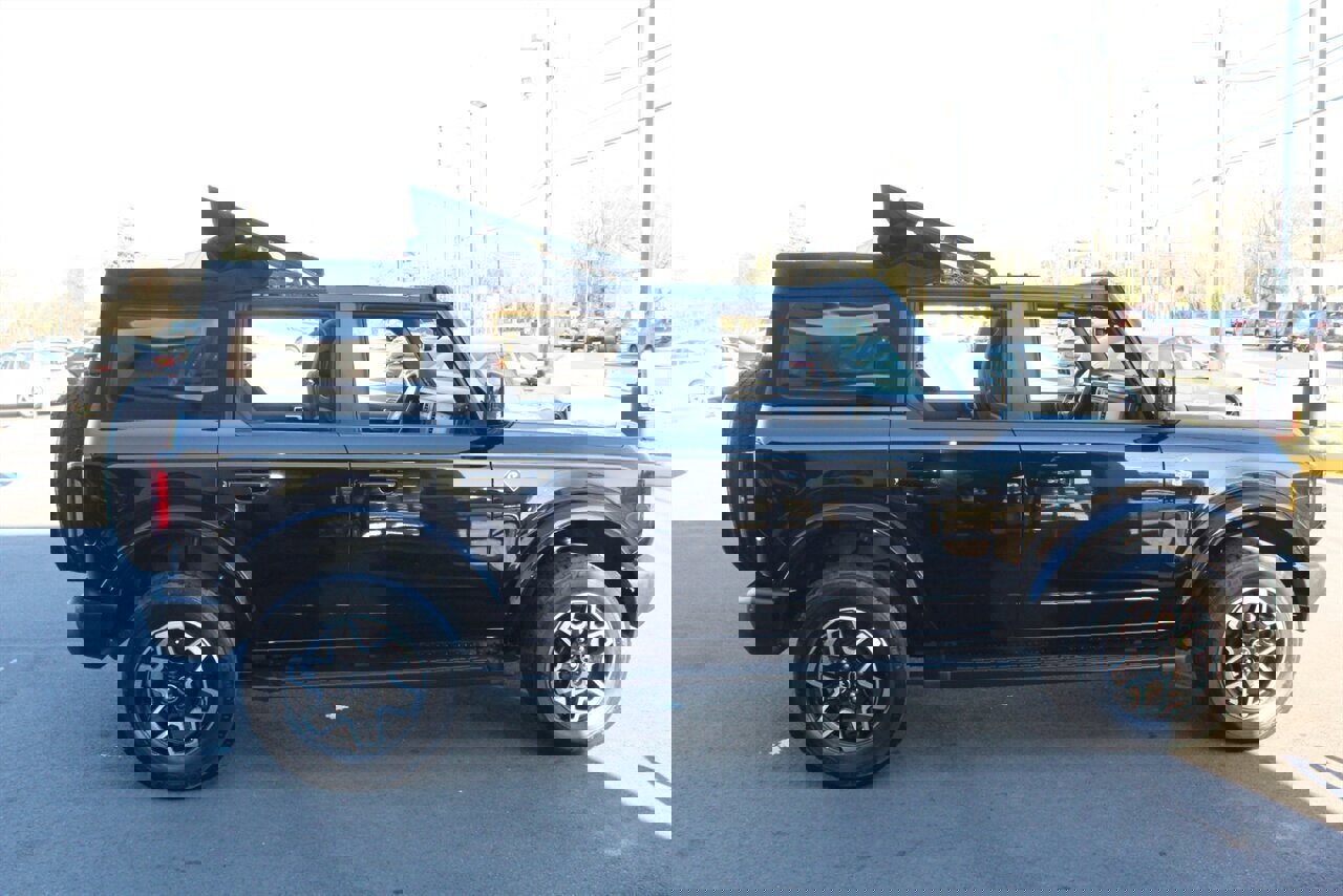 Used 2023 Ford Bronco Outer Banks image 25