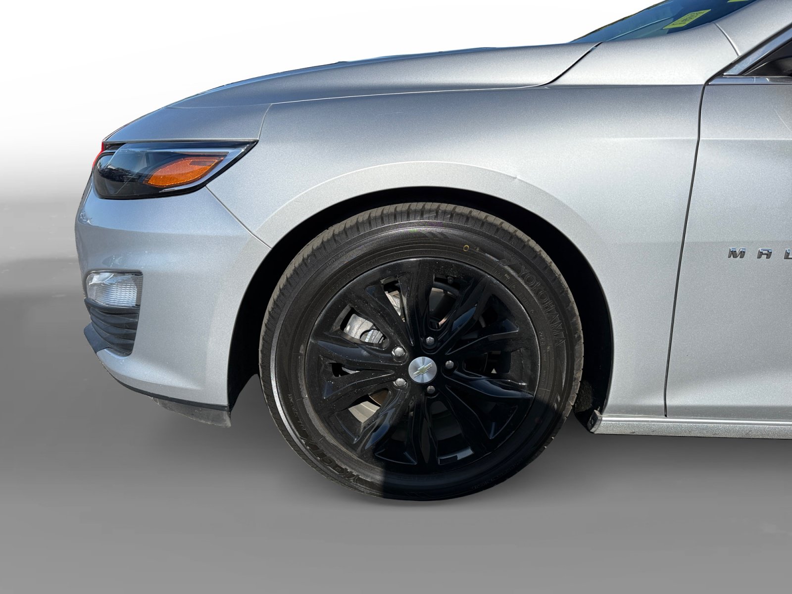 Used 2019 Chevrolet Malibu Hybrid FWD image 9