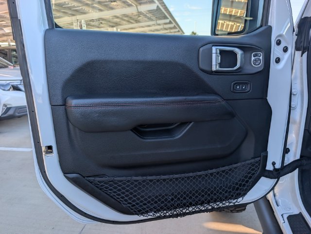 Used 2018 Jeep Wrangler Unlimited Rubicon AWD/4WD image 22
