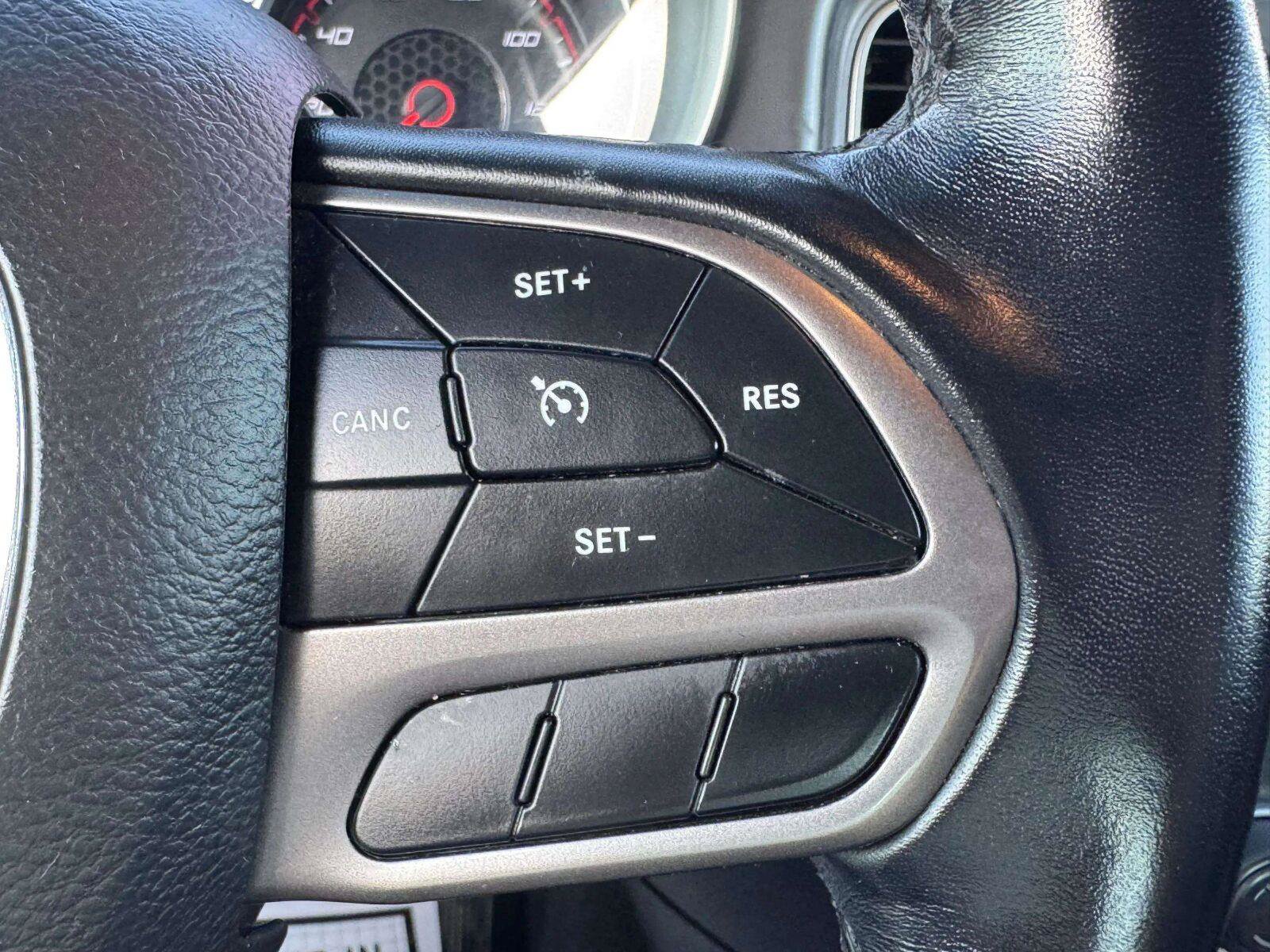 Used 2021 Dodge Charger SXT w/ Leather Interior Group RWD image 24