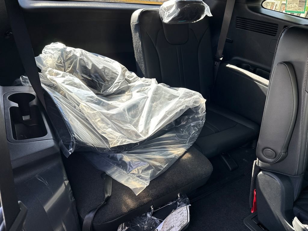 New 2026 Kia Sorento SX Prestige image 17