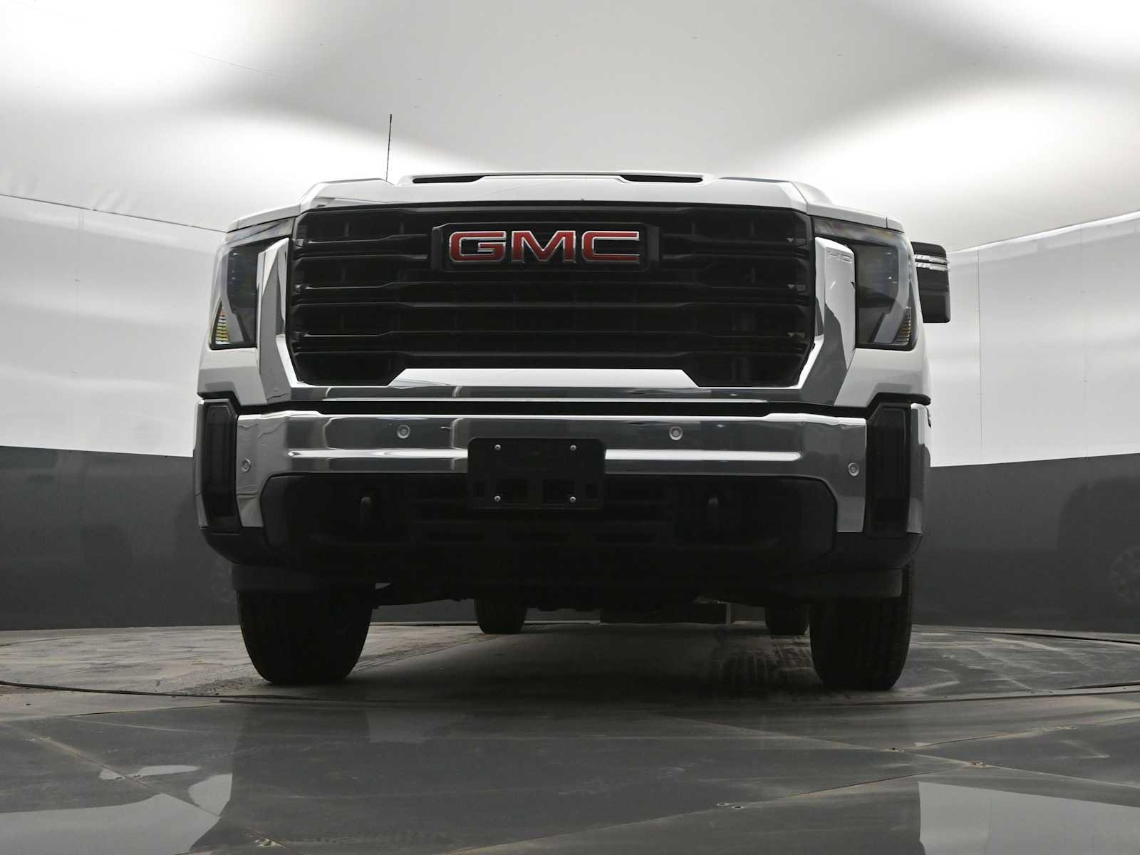 New 2026 GMC Sierra 2500 Pro w/ 1SA Pro Safety Plus Package AWD/4WD image 28