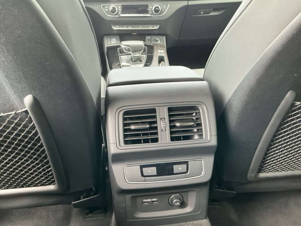 Used 2024 Audi Q5 e Premium w/ Convenience Package AWD/4WD image 13