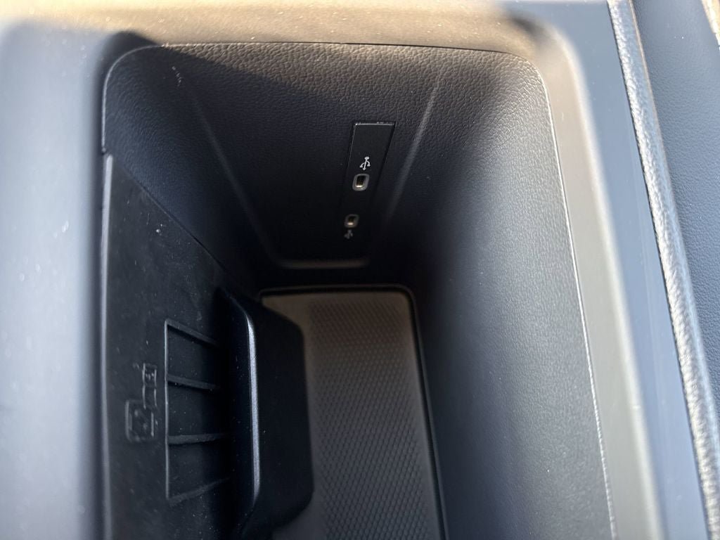 New 2026 Volkswagen Tiguan SE FWD image 33