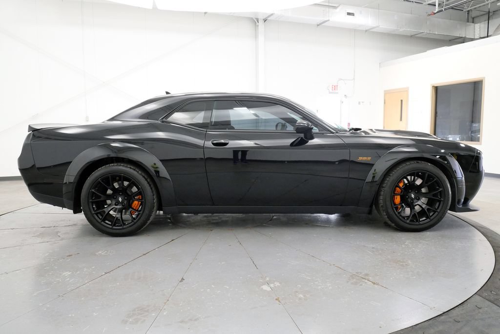 Used 2022 Dodge Challenger R/T Scat Pack RWD image 8
