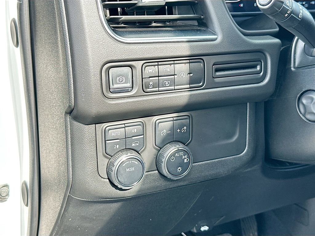 Used 2024 Chevrolet Tahoe RST w/ Luxury Package image 10