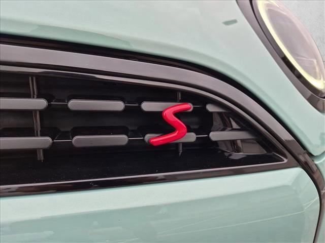 Used 2025 MINI Cooper S FWD image 12