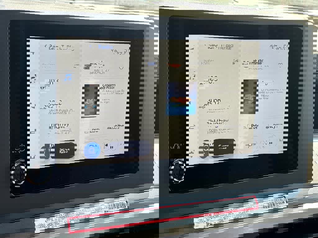 Used 2025 Toyota Tacoma SR5 w/ SR5 Upgrade Package image 11