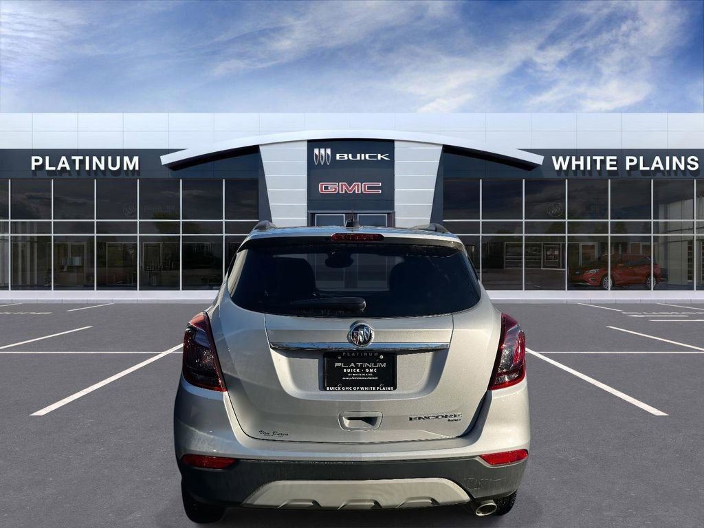 Used 2022 Buick Encore Preferred w/ Safety Package image 4