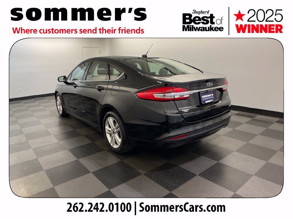 Used 2018 Ford Fusion SE FWD image 5