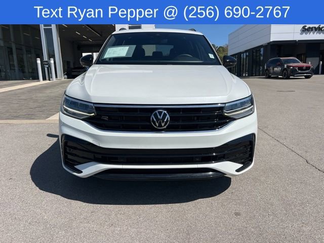 Certified 2023 Volkswagen Tiguan SE R-Line image 2