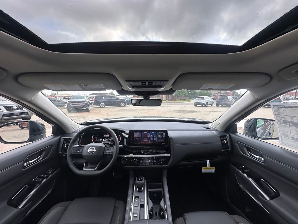New 2026 Nissan Pathfinder SL w/ SL Premium Package FWD image 21