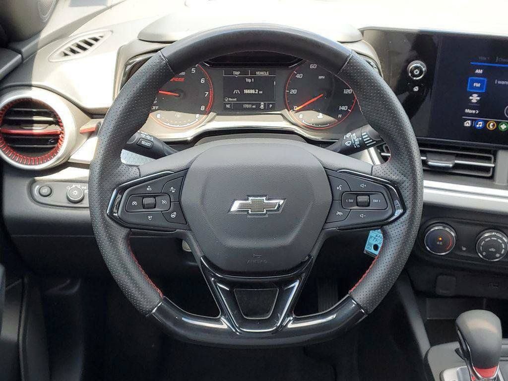 Used 2024 Chevrolet Trax RS w/ Driver Confidence Package FWD image 24