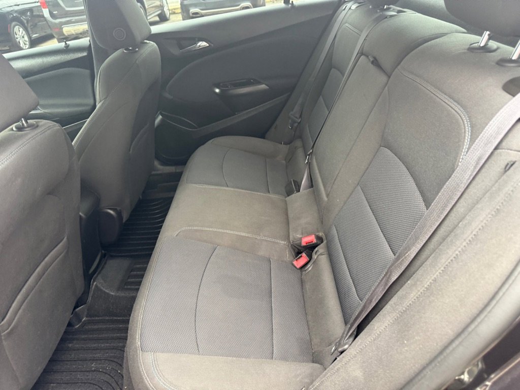 Used 2016 Chevrolet Cruze LT w/ Sun And Sound Package image 35