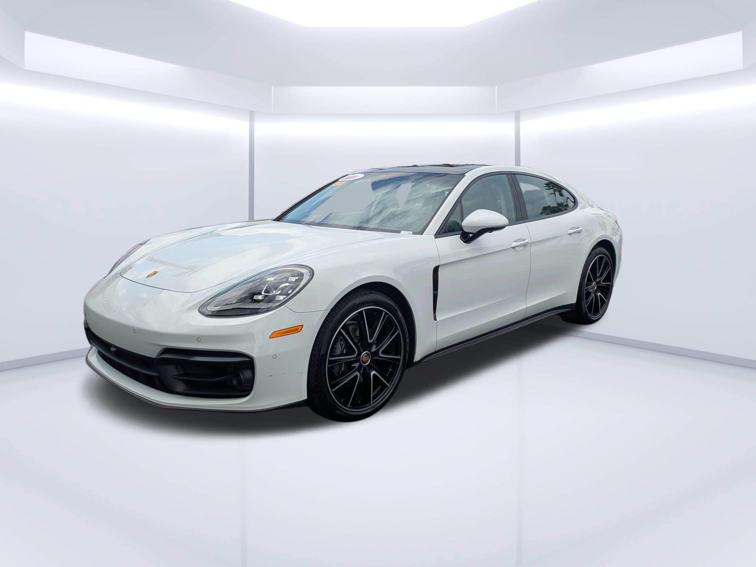 Used 2021 Porsche Panamera 4 w/ Premium Package AWD/4WD image 7
