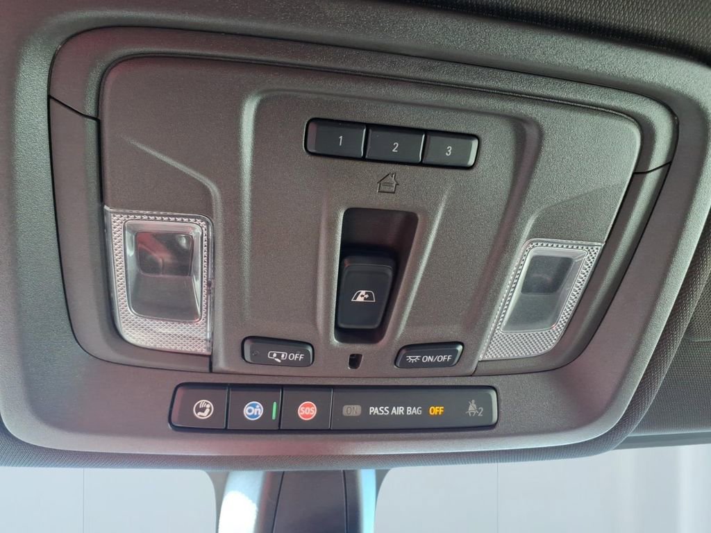 Used 2020 Chevrolet Silverado 1500 LTZ image 26