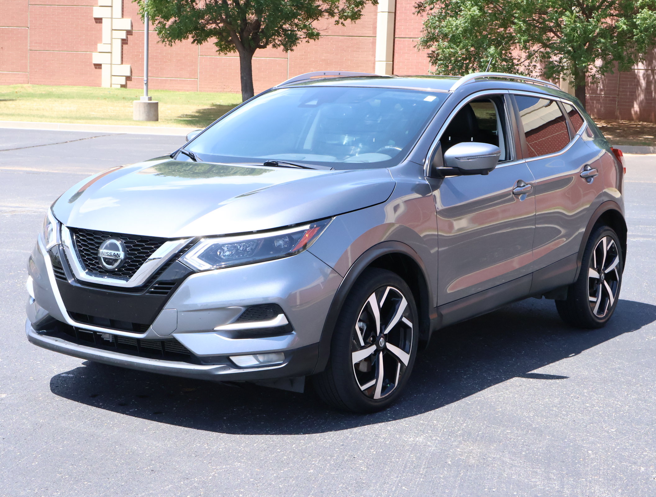 Used 2022 Nissan Rogue Sport SL w/ Premium Package AWD/4WD image 32