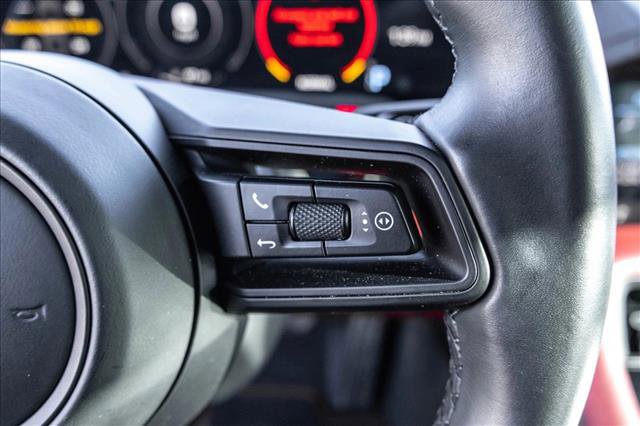 Used 2021 Porsche Taycan image 15