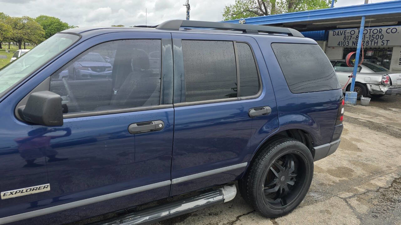 Used 2006 Ford Explorer XLS image 2