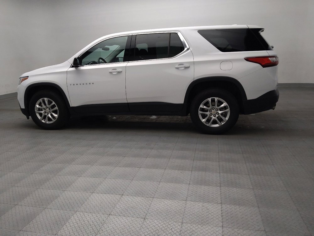 Used 2020 Chevrolet Traverse LS FWD image 3