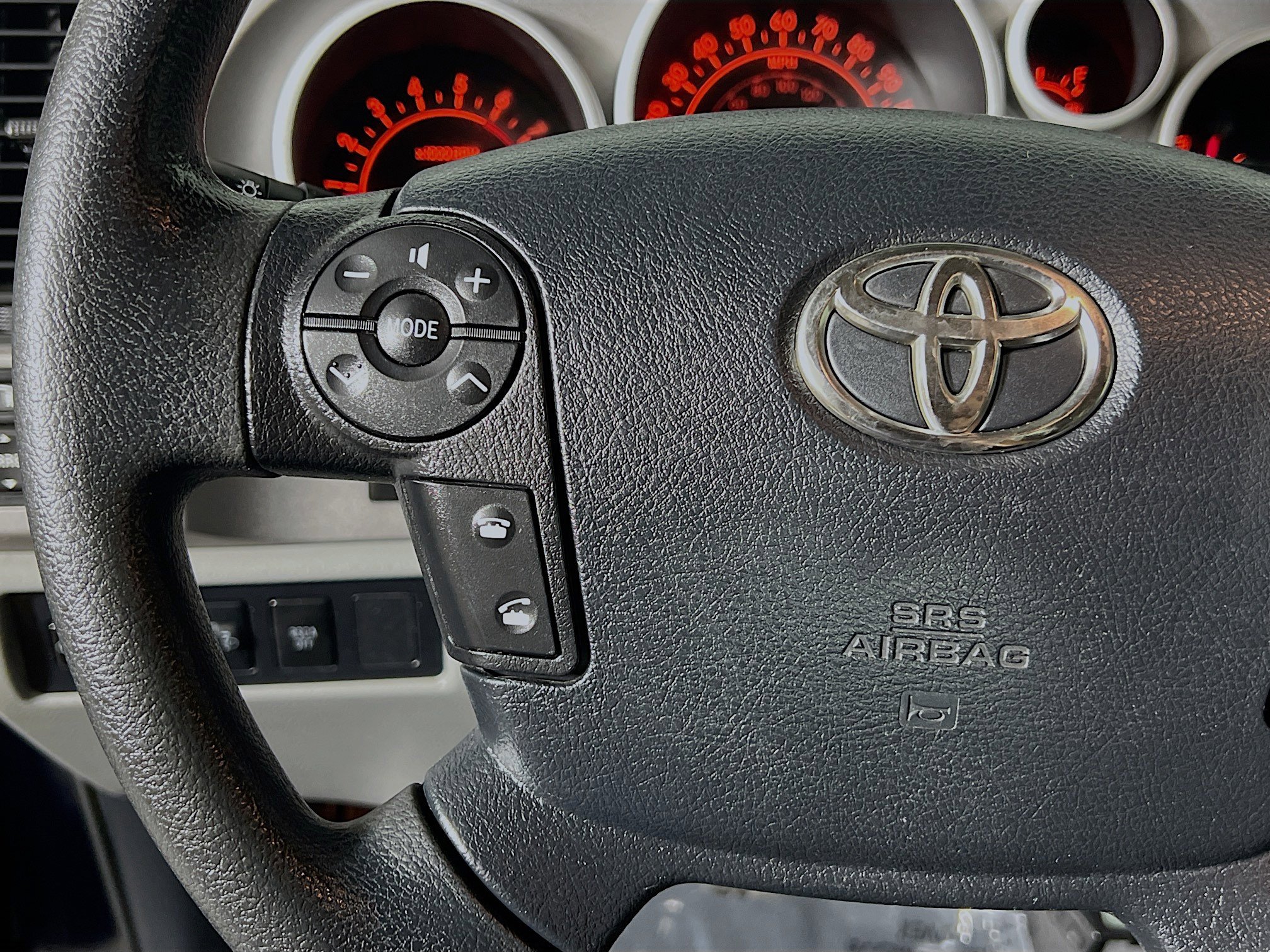 Used 2012 Toyota Tundra 4x4 Double Cab w/ Tow Pkg image 18