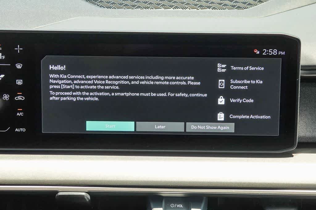 Certified 2024 Kia EV9 Light Long Range RWD image 13