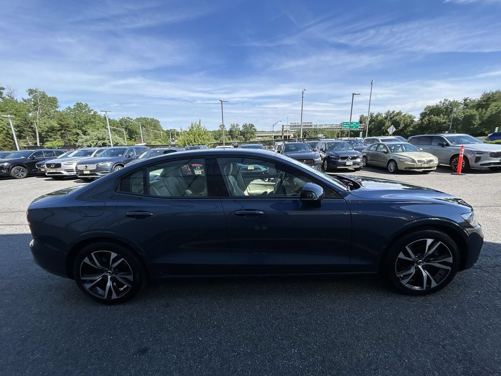 Certified 2024 Volvo S60 B5 Plus w/ Climate Package AWD/4WD image 9