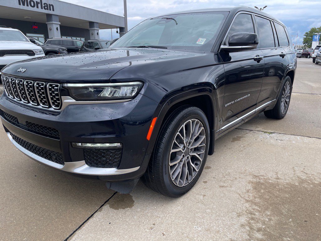 Certified 2023 Jeep Grand Cherokee L Summit AWD/4WD image 2