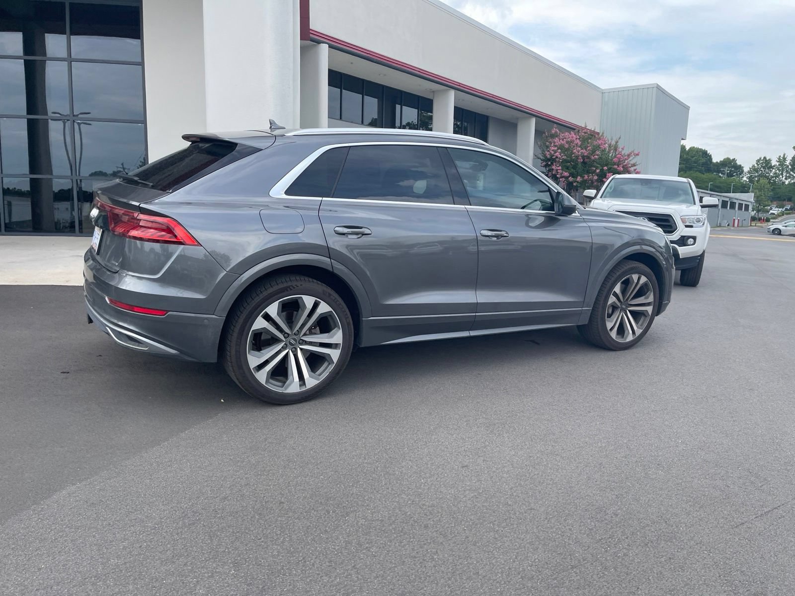 Used 2021 Audi Q8 Premium Plus w/ Premium Plus Package AWD/4WD image 12