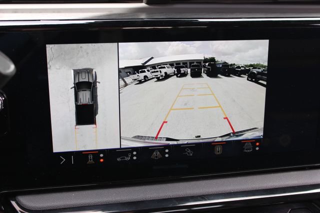Used 2024 GMC Sierra 2500 AT4 w/ AT4 Premium Plus Package AWD/4WD image 22