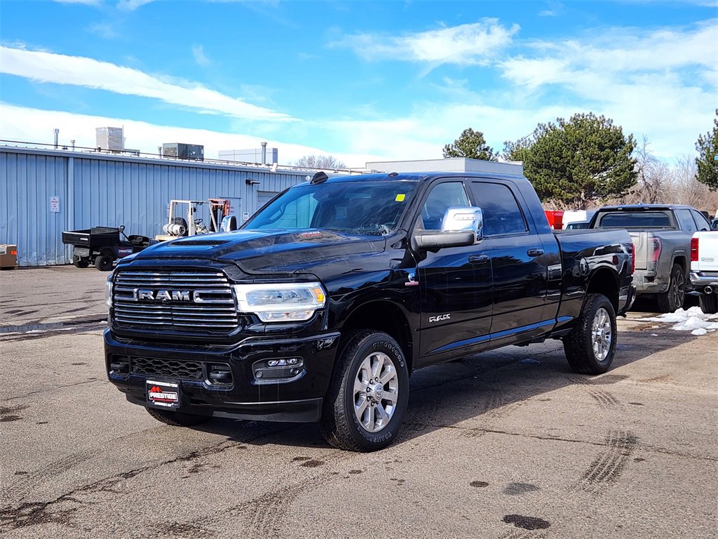 Used 2024 RAM 2500 Laramie w/ Sport Appearance Package image 4