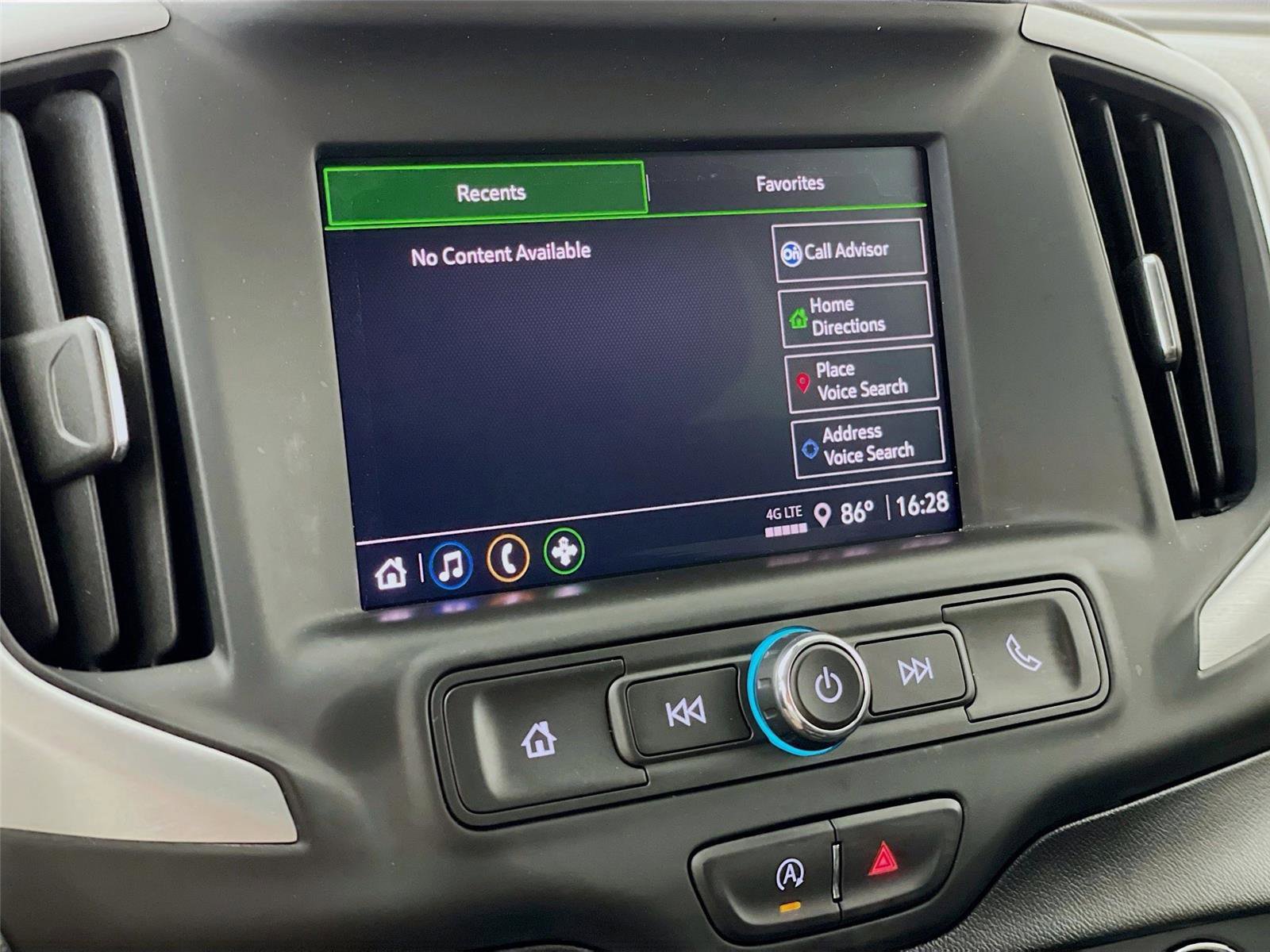 Used 2023 GMC Terrain SLE w/ Driver Convenience Package image 16