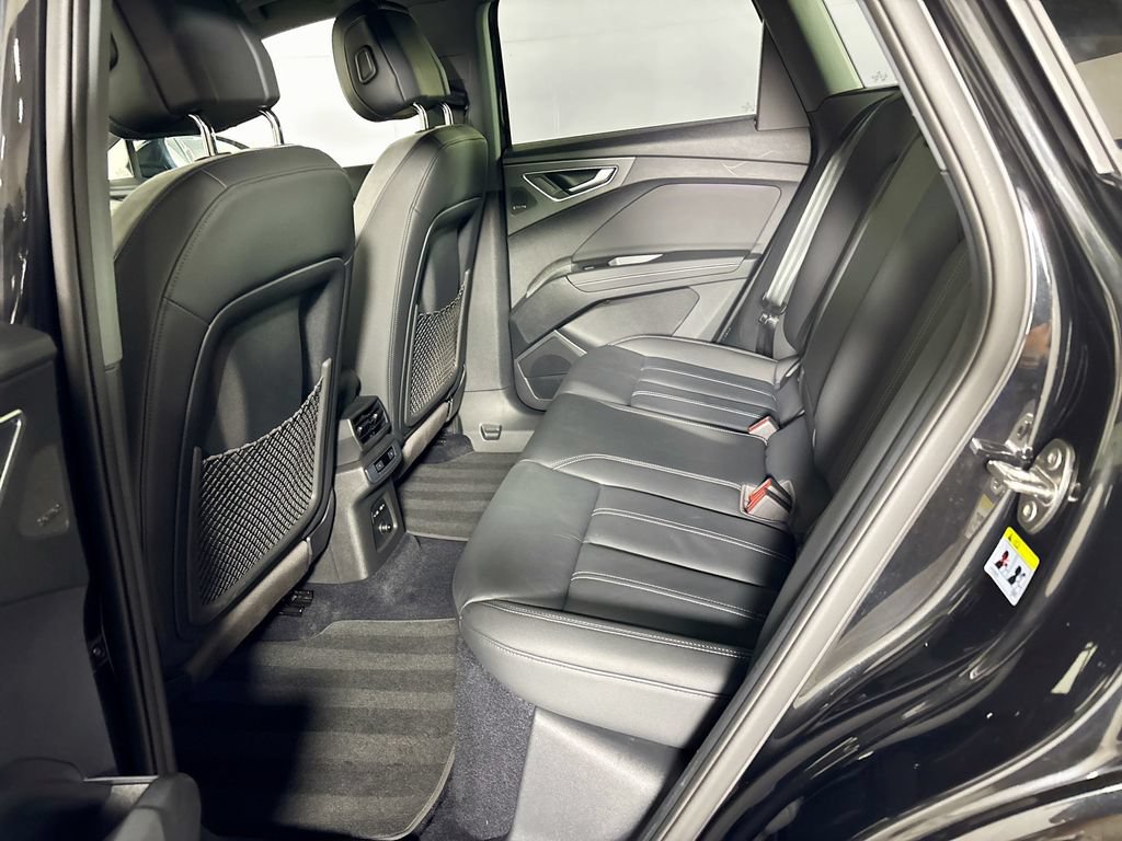 Used 2023 Audi Q4 e-tron Premium Plus w/ Premium Plus RWD image 21