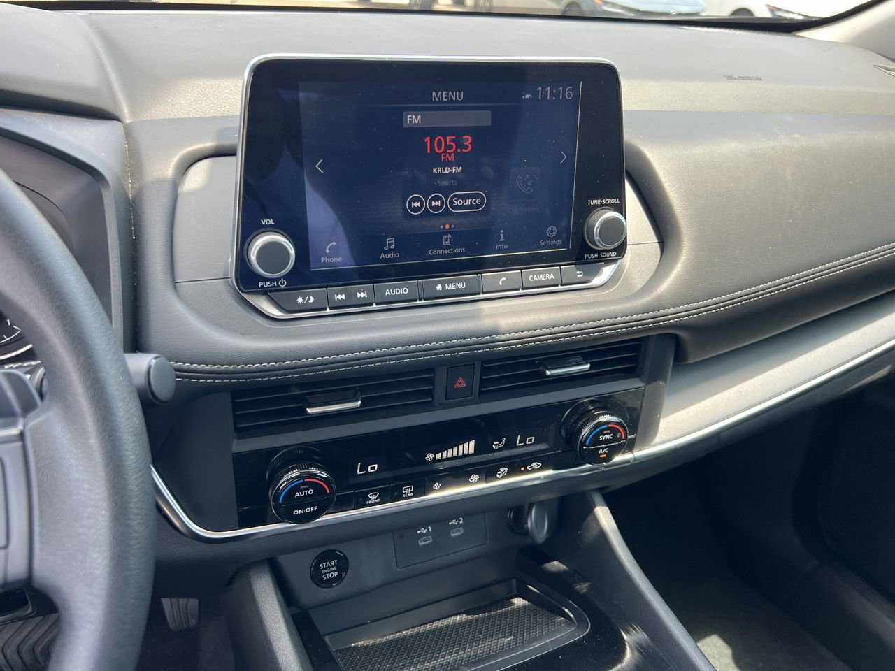 Used 2024 Nissan Rogue SV FWD image 7