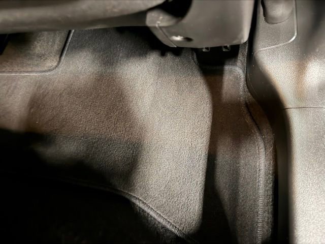 Used 2021 Buick Encore GX Select w/ Sport Touring Package image 24