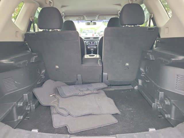 Used 2018 Nissan Rogue SV FWD image 9