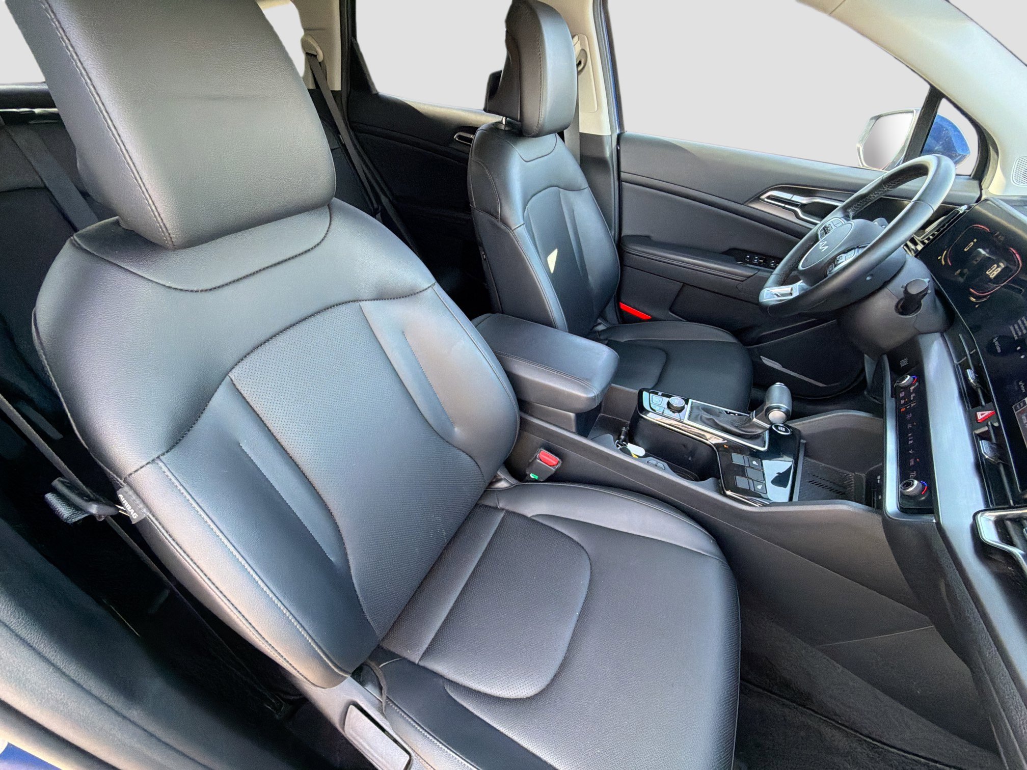 Used 2024 Kia Sportage EX image 14